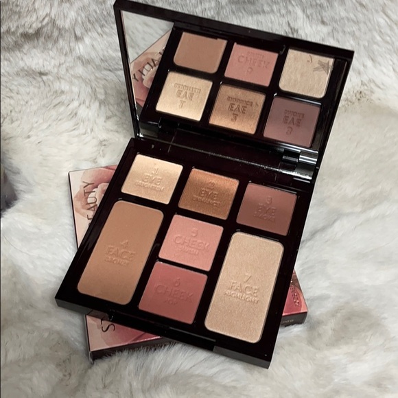 NIB Charlotte Tilbury Stoned Rose Beauty Palette - Picture 11 of 15